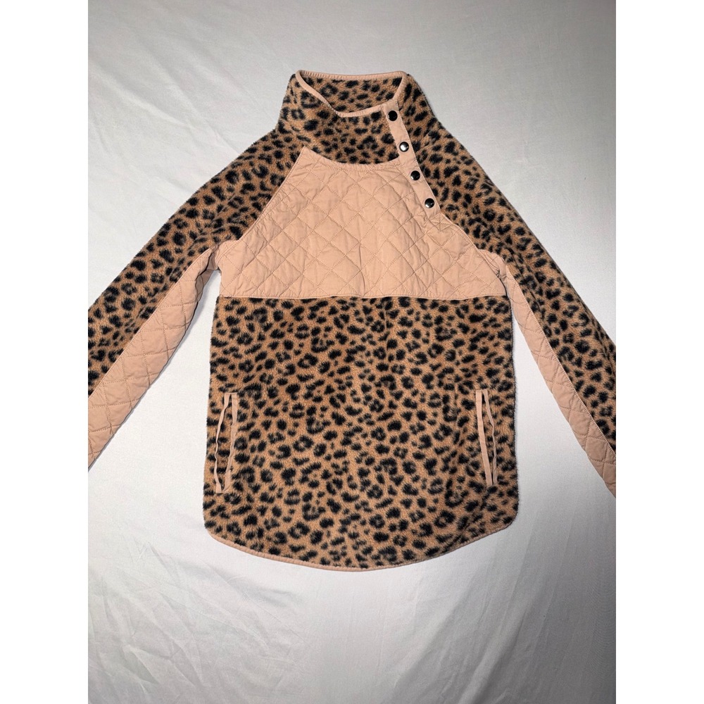 Abercrombie & Fitch Leopard Fleece Pullover Asymmetric Snap Quilted Mixed Media